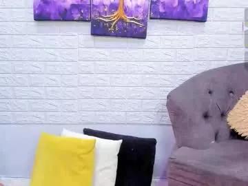 miranda_doll_ — GOAL: Rub My Anus In Doggy [230 tokens remaining]     ,      .-     //    #lovense #squirt  #deepthroat #skinny #feet