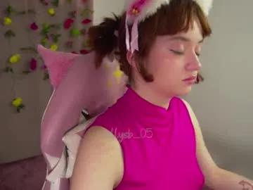 mollysb_05 on Chaturbate