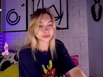 mynameisnikki_ on Chaturbate