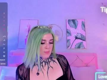 mystikdoll on Chaturbate