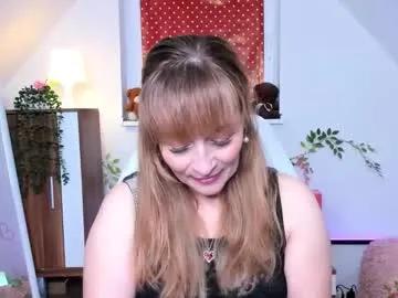 naughtymilane on Chaturbate