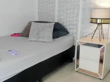 niicole_steele on Chaturbate