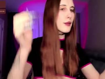 pinkypaws on Chaturbate