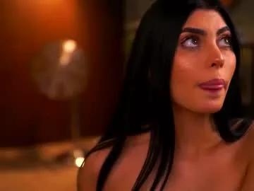 ravennadarcy on Chaturbate