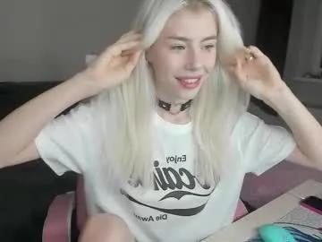 red_qwe — put on sexy lingerie #18 #new #smalltits #shy #teen [100 tokens remaining]