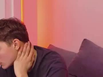 richard_steele_hot on Chaturbate