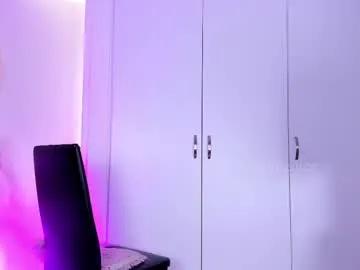 roselinedior on Chaturbate