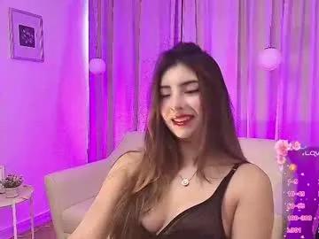 rousee_v on Chaturbate