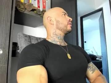 ryanjhonston on Chaturbate