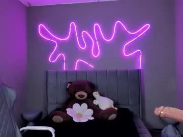 sabrina_bloom_ on Chaturbate