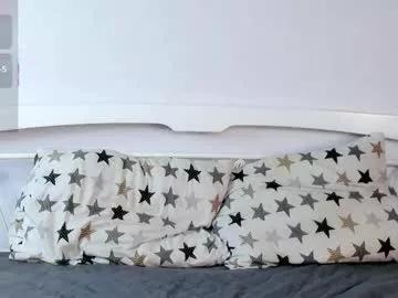 shelleyborom on Chaturbate