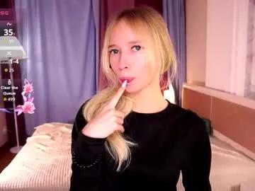 shelleybuss on Chaturbate