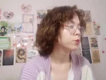 shy_kiss_twinkle_bloop on Chaturbate