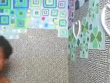 slimzyxdoll on Chaturbate