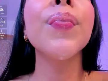 sophierooy on Chaturbate