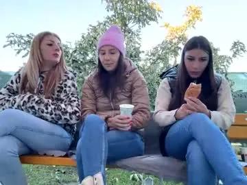 squirt_bunny77 on Chaturbate