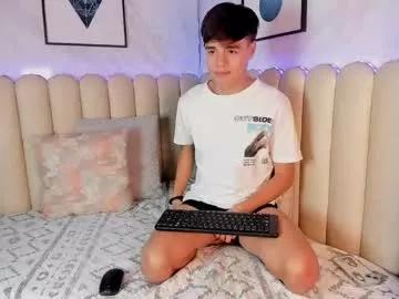 sweet_petter on Chaturbate