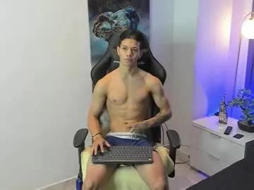 tony_petrov on Chaturbate