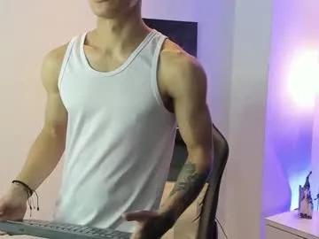 tony_petrov on Chaturbate