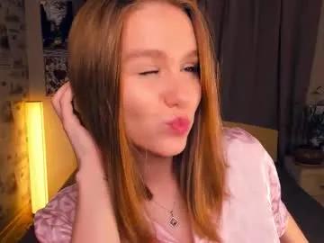 trinahillier on Chaturbate