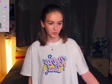 trinahillier on Chaturbate