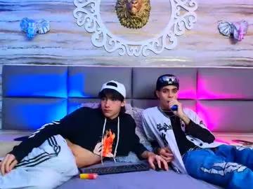 twinslovers_ on Chaturbate