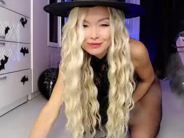 whitelabunny on Chaturbate