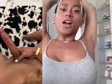 xmonstrouscockivy on Chaturbate