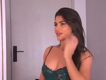 yasminaluna on Chaturbate
