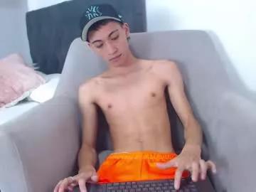 yulian_vasquez on Chaturbate
