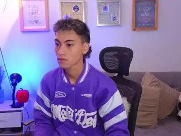 yulian_vasquez on Chaturbate