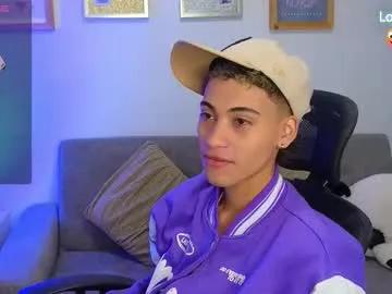 yulian_vasquez on Chaturbate