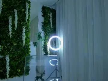 zinasquirts on Chaturbate