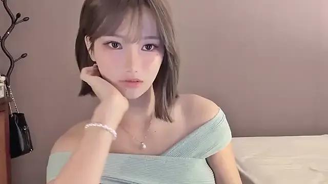 -XunMengLong- on StripChat