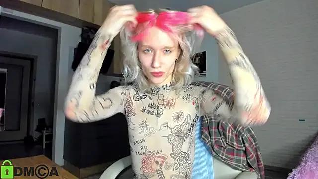 _Alice_Kitty on StripChat