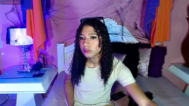 _IsabellaRousse on StripChat