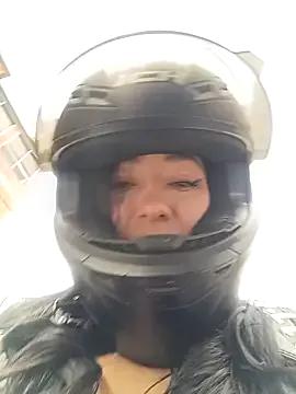 _Luna-1 on StripChat