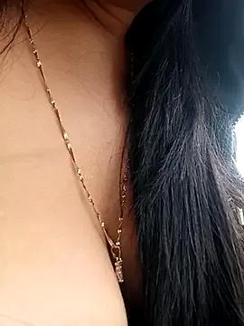 _Luna-1 on StripChat