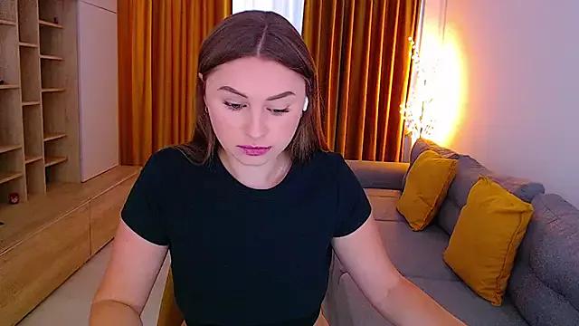 _Mia_Adams on StripChat