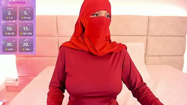 _Nadiaa on StripChat