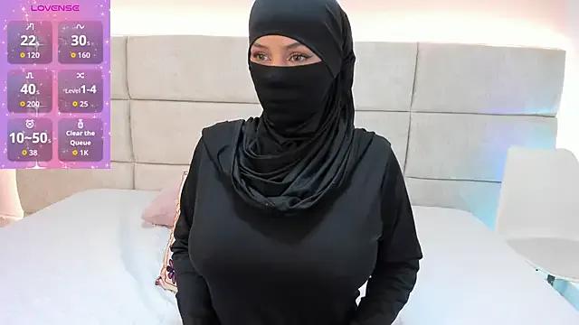 _Nadiaa on StripChat