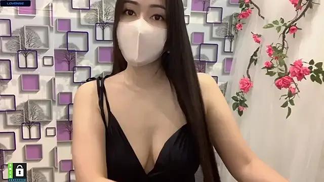 _ROSE_22 on StripChat