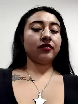 _Sarah-Office1 on StripChat