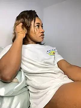 _yisela_ on StripChat