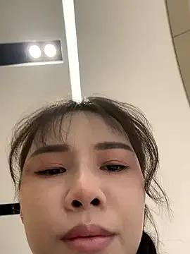 Adora188 on StripChat