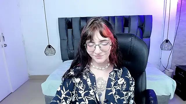 AfroditaLeclair on StripChat