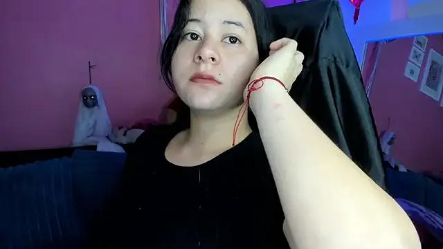 agnes_213 on StripChat