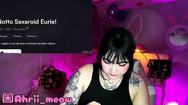 Ahri_meow on StripChat
