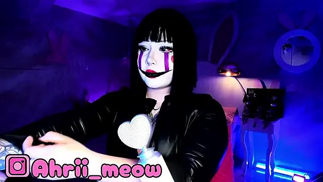 Ahri_meow on StripChat
