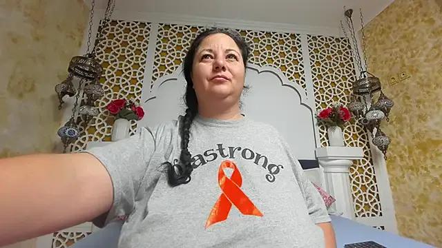 AleshaArabian — GET ME NAKED